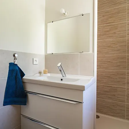 Independant 1er Etage Apartment